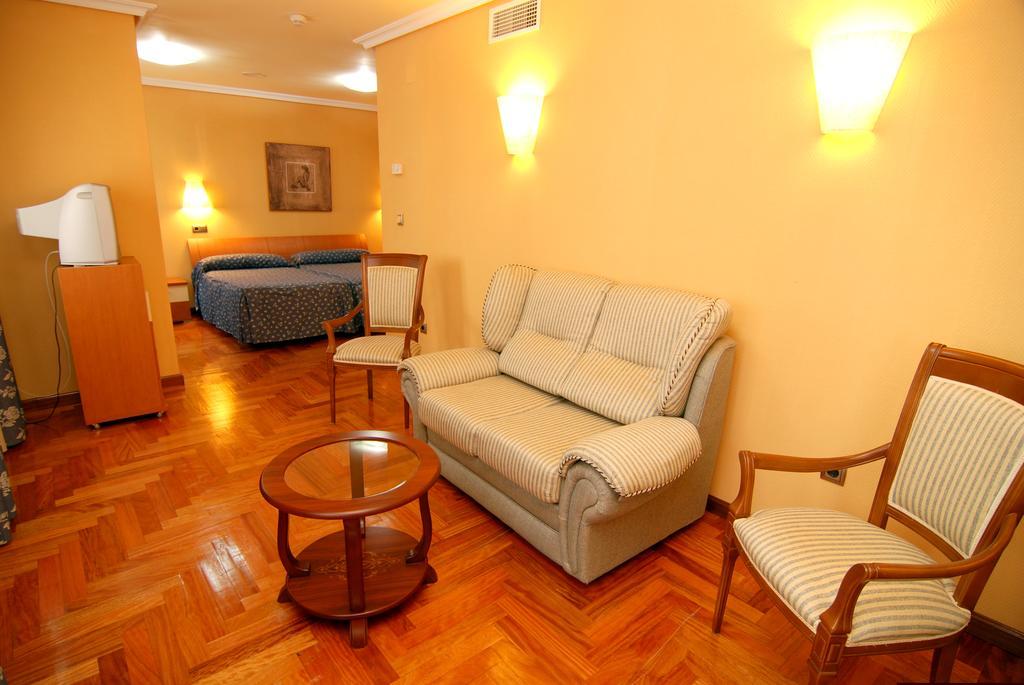 Hotel Colon Spa Béjar Zimmer foto